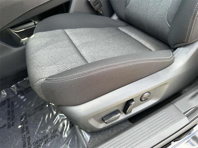 new 2025 Nissan Rogue car