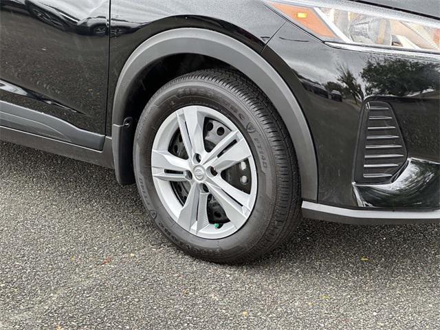 new 2025 Nissan Kicks car, priced at $21,949