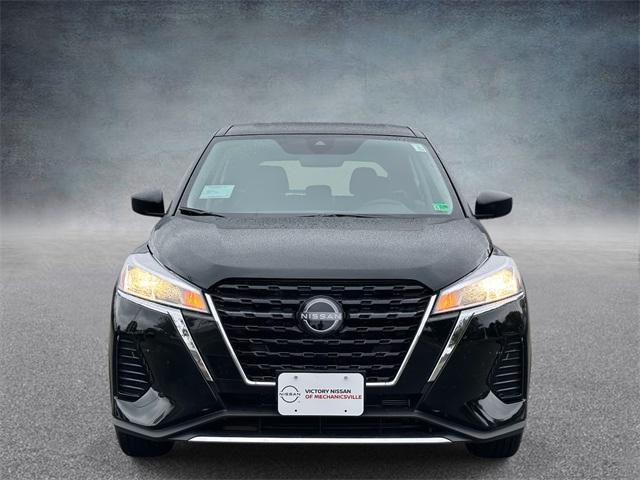 new 2025 Nissan Kicks car, priced at $21,949