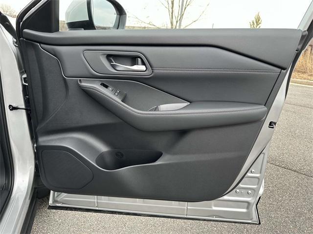 new 2025 Nissan Rogue car, priced at $32,118