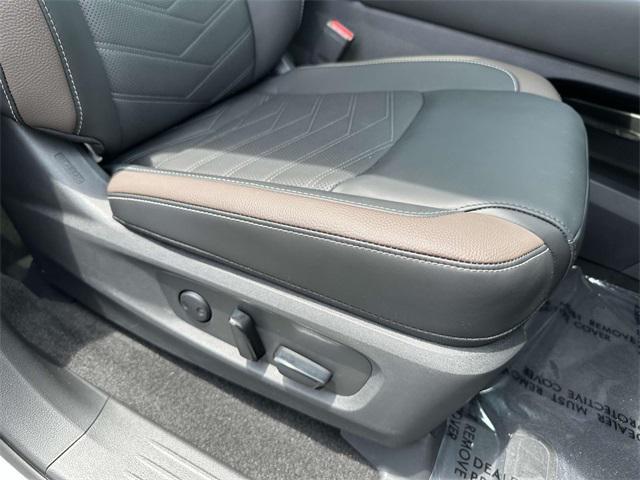 new 2025 Nissan Pathfinder car, priced at $46,480