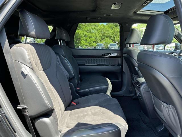 used 2024 Hyundai Palisade car, priced at $40,426