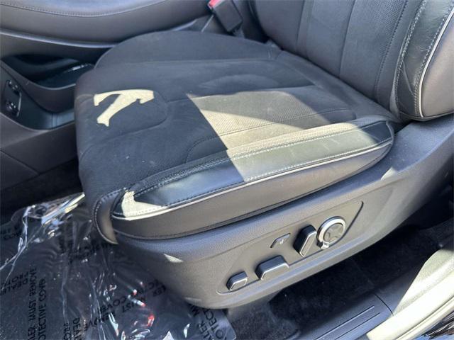 used 2024 Hyundai Palisade car, priced at $40,426