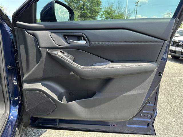 new 2025 Nissan Rogue car, priced at $32,573