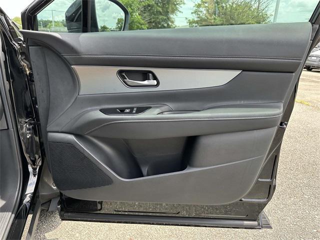 new 2025 Nissan Murano car, priced at $45,885