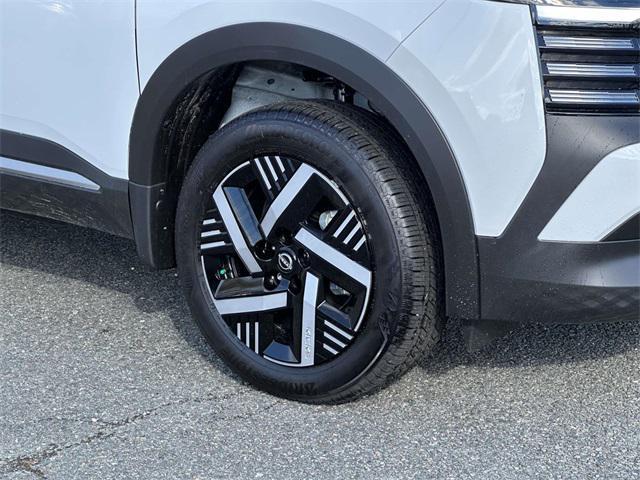 new 2026 Nissan Kicks car, priced at $24,695