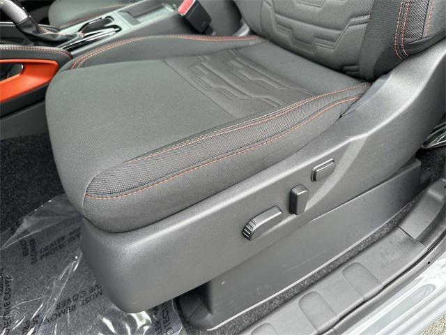 new 2025 Nissan Frontier car, priced at $38,952