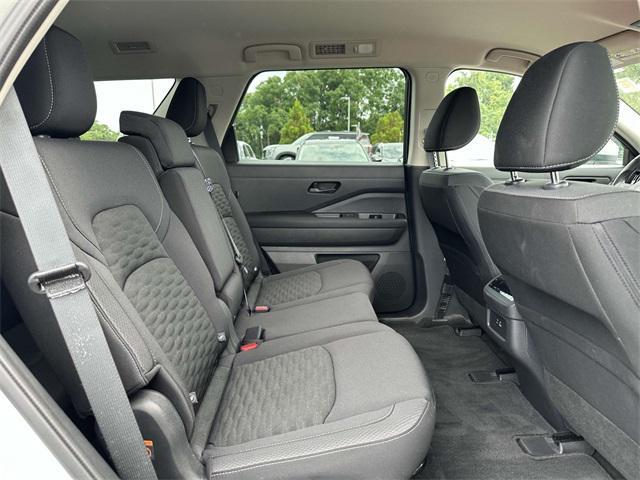 used 2025 Nissan Pathfinder car, priced at $35,677