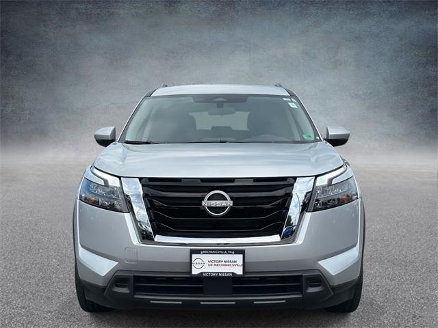 used 2025 Nissan Pathfinder car, priced at $35,677