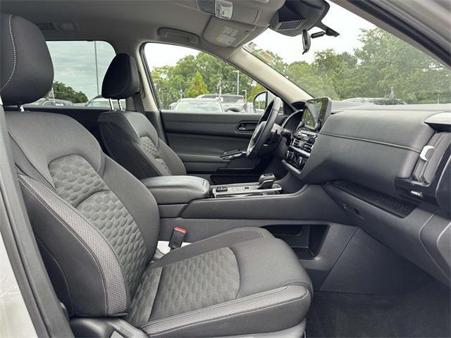 used 2025 Nissan Pathfinder car, priced at $35,677
