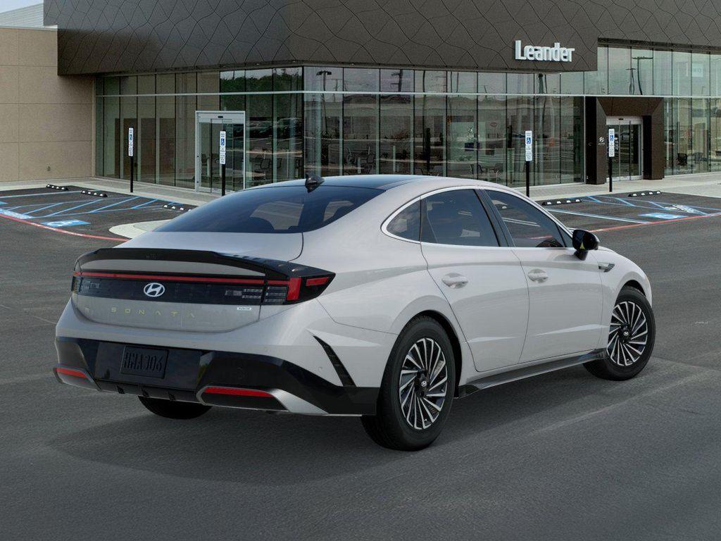 new 2025 Hyundai Sonata Hybrid car, priced at $40,025