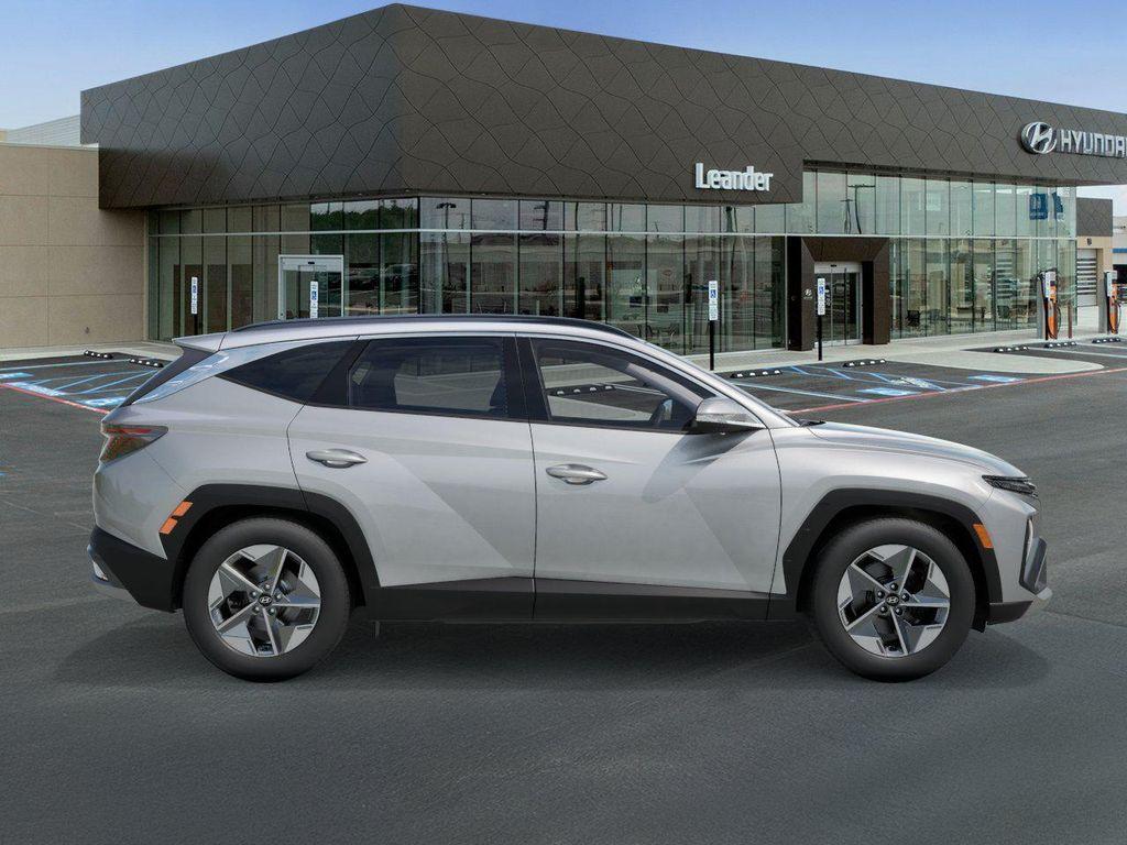 new 2025 Hyundai TUCSON Hybrid car, priced at $39,034
