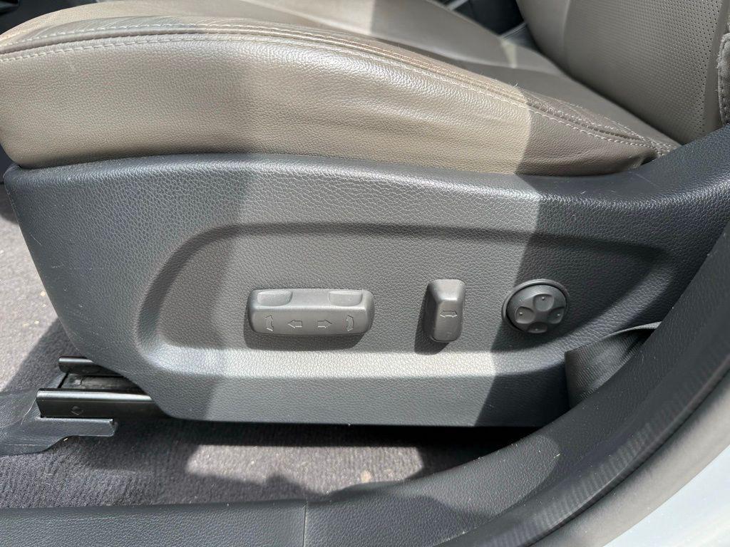 used 2017 Hyundai Santa Fe car, priced at $11,999