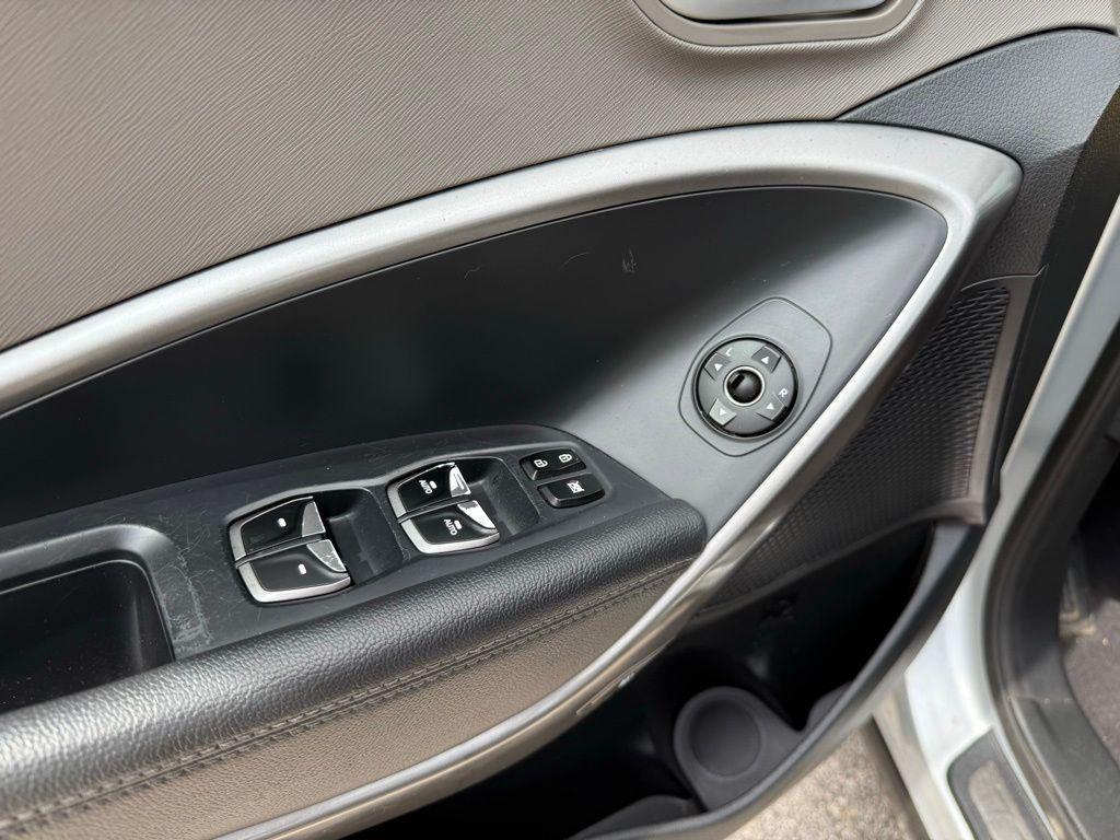 used 2017 Hyundai Santa Fe car, priced at $11,999
