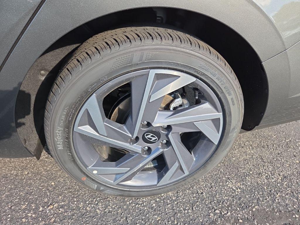 new 2025 Hyundai Elantra car, priced at $25,055
