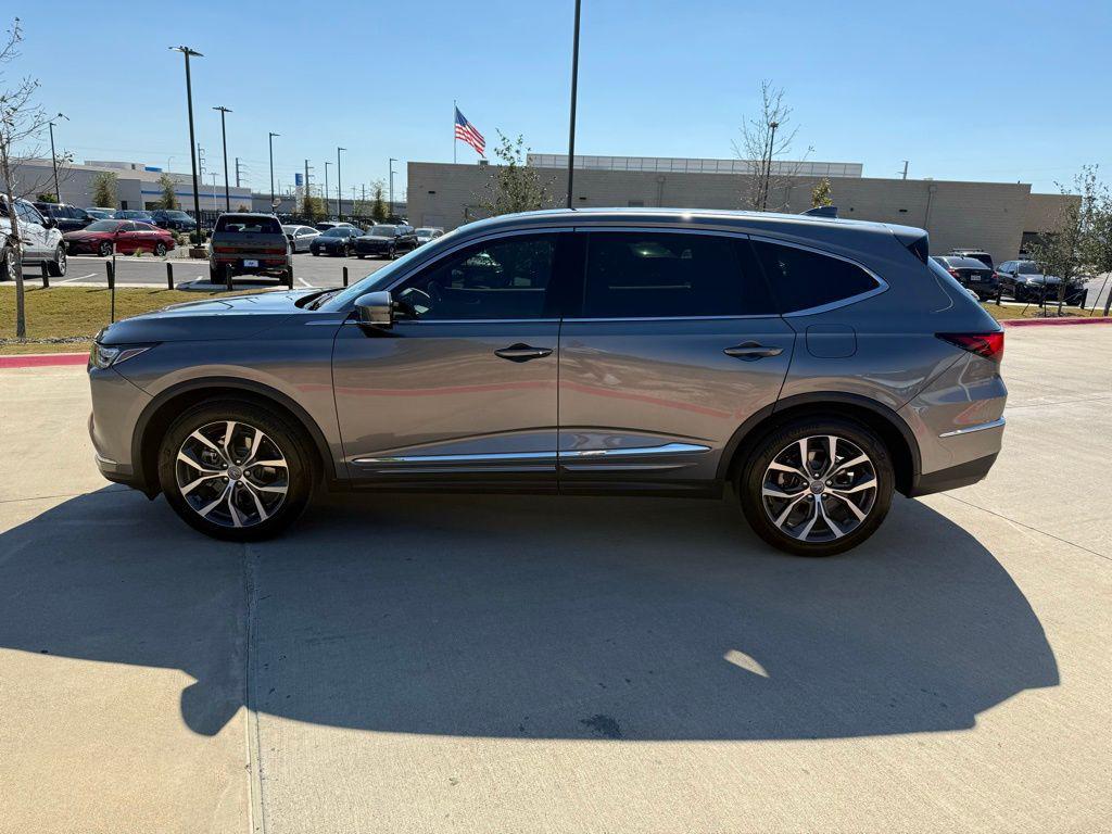 used 2022 Acura MDX car, priced at $39,461