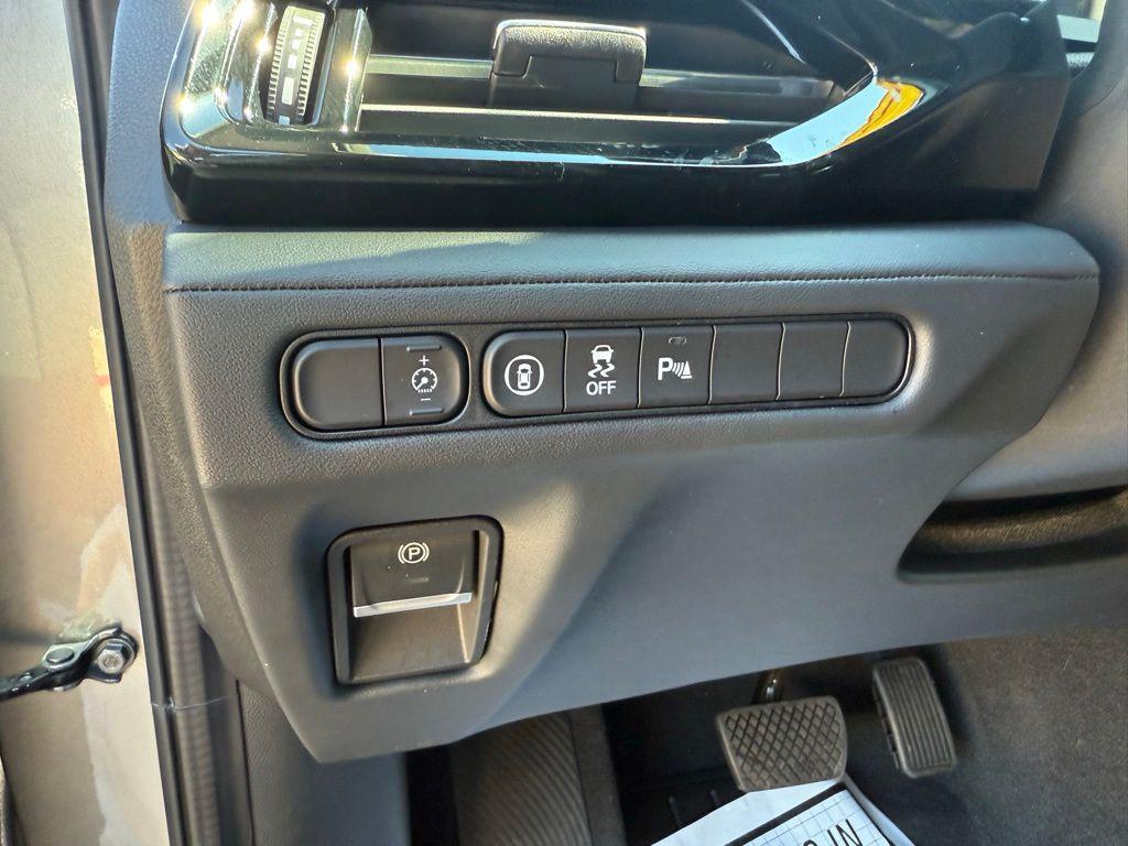 used 2022 Acura MDX car, priced at $39,461