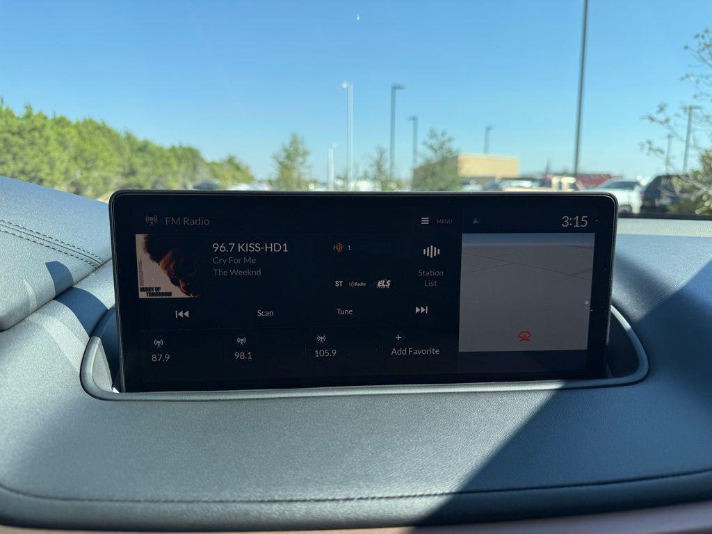 used 2022 Acura MDX car, priced at $39,461