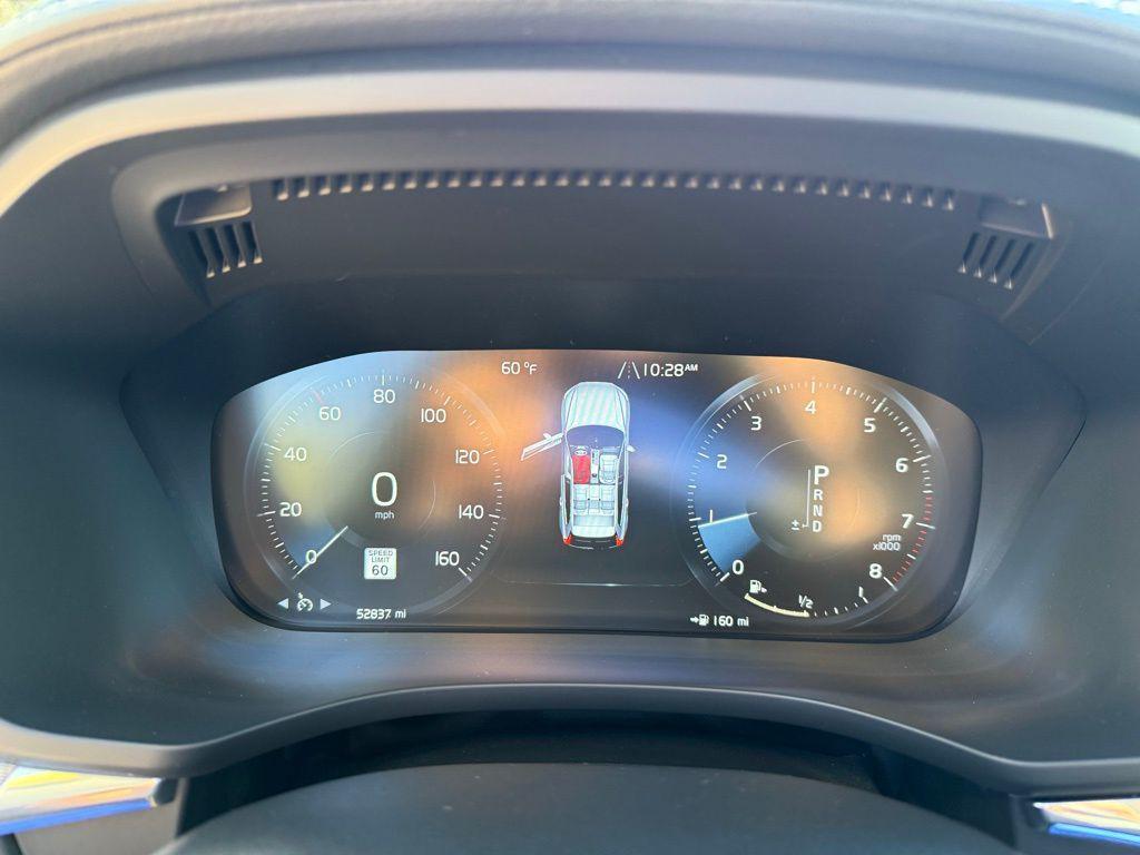 used 2019 Volvo XC60 car, priced at $22,962