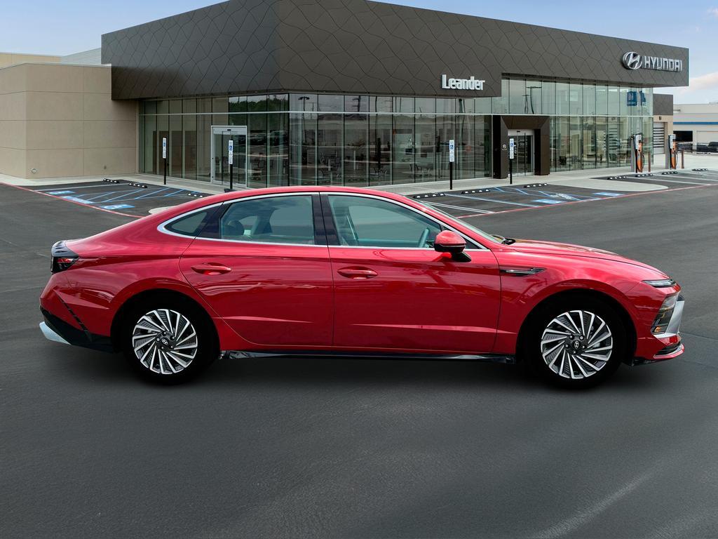 new 2025 Hyundai Sonata Hybrid car, priced at $39,620