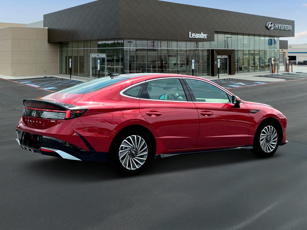 new 2025 Hyundai Sonata Hybrid car, priced at $39,620