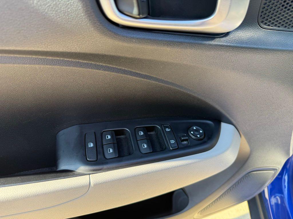 used 2024 Hyundai Venue car, priced at $18,097