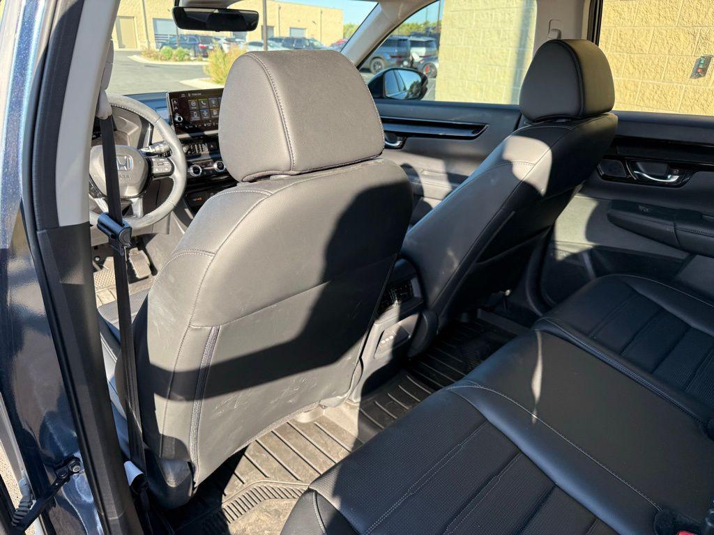 used 2024 Honda CR-V car, priced at $31,760