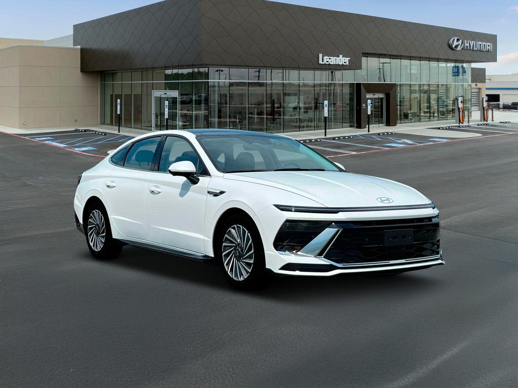 new 2025 Hyundai Sonata Hybrid car, priced at $40,123
