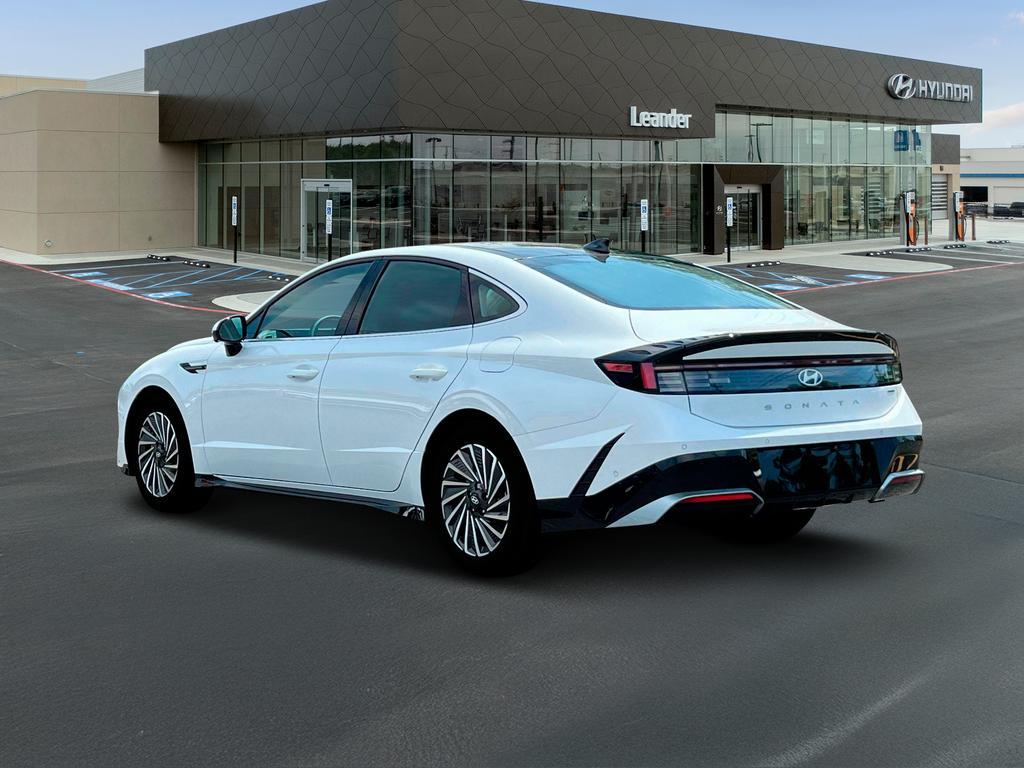 new 2025 Hyundai Sonata Hybrid car, priced at $40,123