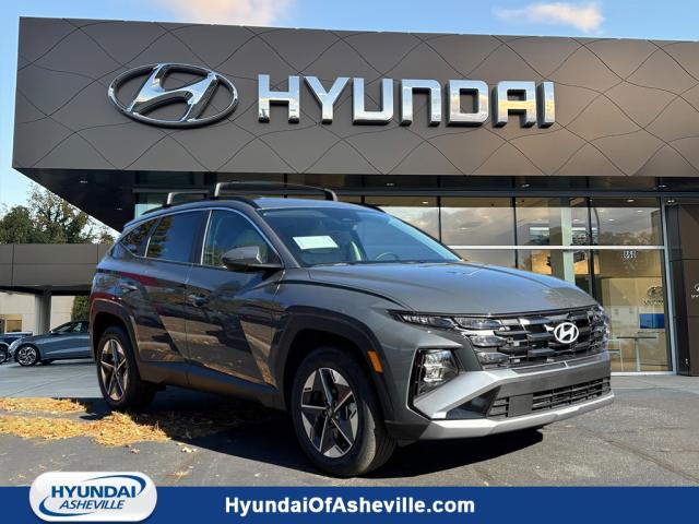 new 2026 Hyundai TUCSON Hybrid car, priced at $35,215