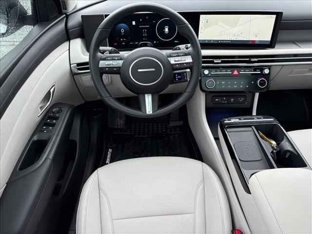 used 2025 Hyundai TUCSON Hybrid car, priced at $35,044