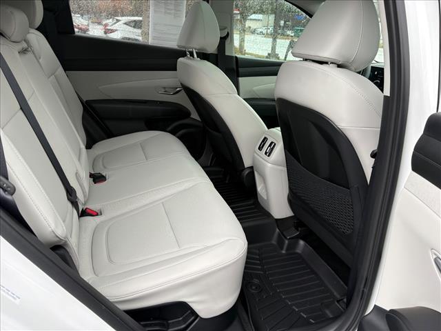 used 2025 Hyundai TUCSON Hybrid car, priced at $35,044