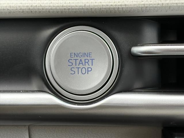 new 2025 Hyundai TUCSON Hybrid car, priced at $37,418
