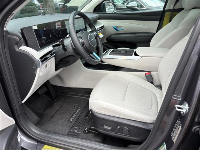 new 2025 Hyundai TUCSON Hybrid car, priced at $37,418
