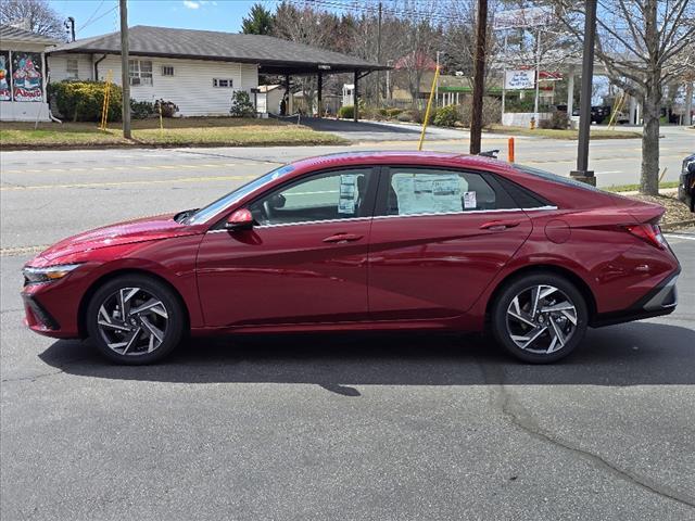 new 2025 Hyundai Elantra car, priced at $25,461