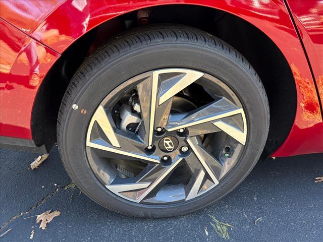 new 2025 Hyundai Elantra car, priced at $22,785