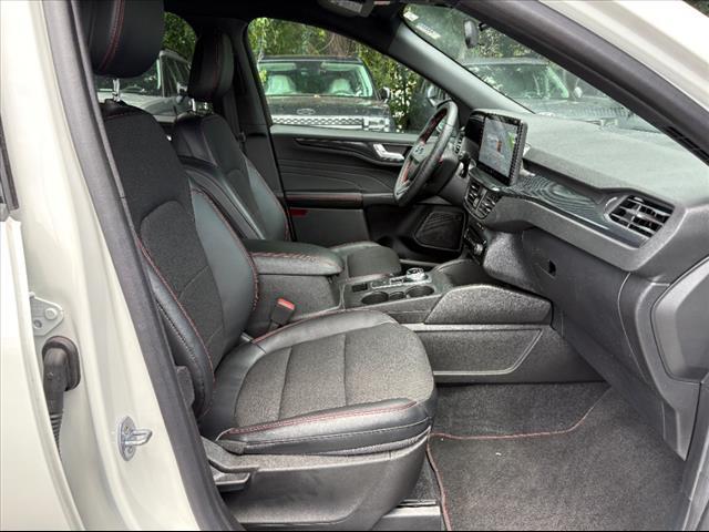 used 2023 Ford Escape car, priced at $25,497