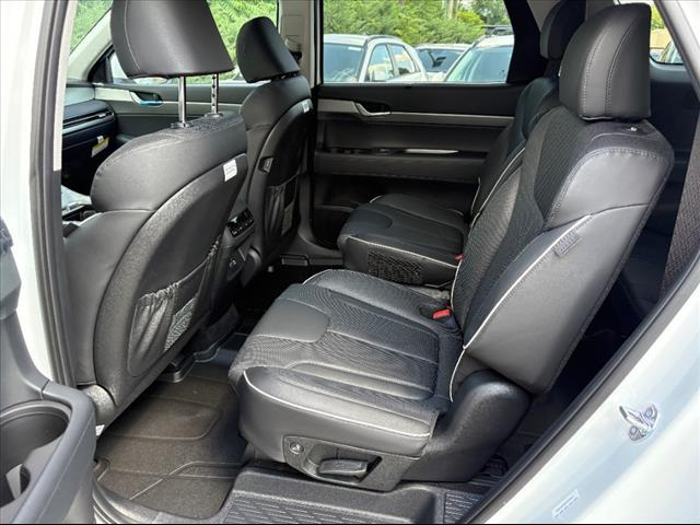 new 2025 Hyundai Palisade car, priced at $43,302