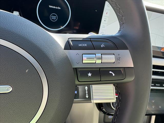 new 2025 Hyundai TUCSON Hybrid car, priced at $35,609