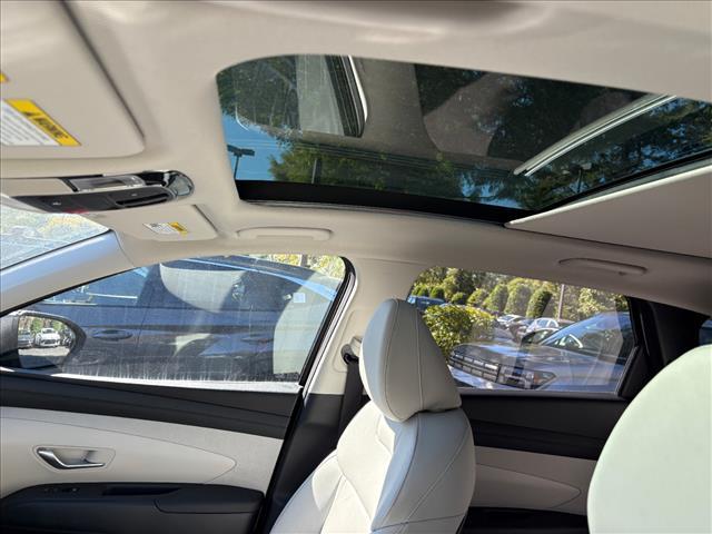 new 2025 Hyundai TUCSON Hybrid car, priced at $35,609