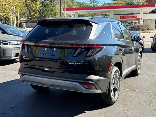 new 2025 Hyundai TUCSON Hybrid car, priced at $35,609