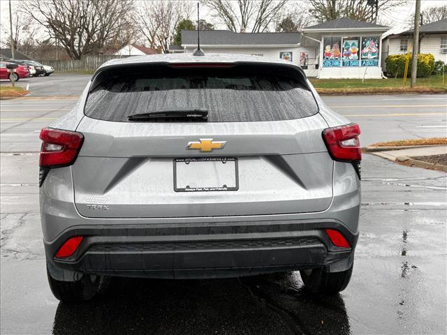 used 2024 Chevrolet Trax car, priced at $20,248