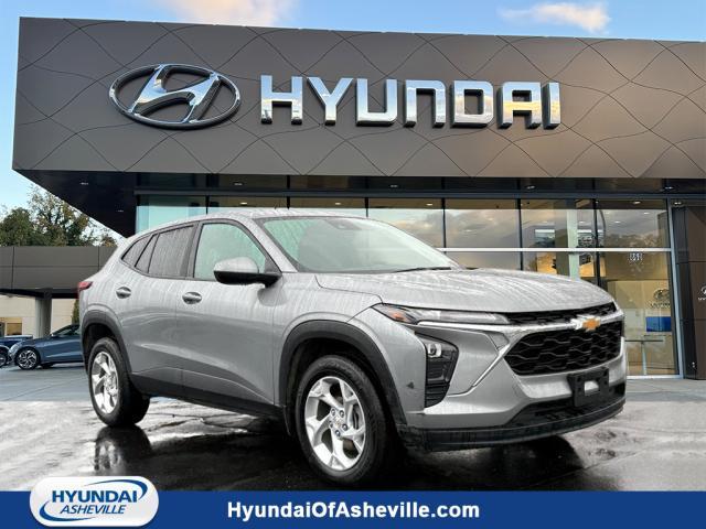 used 2024 Chevrolet Trax car, priced at $20,248