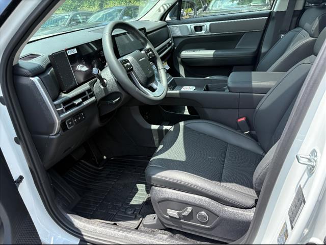 new 2025 Hyundai Santa Fe car, priced at $40,050