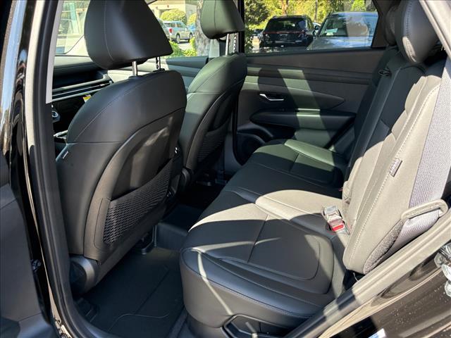new 2025 Hyundai TUCSON Hybrid car, priced at $36,300