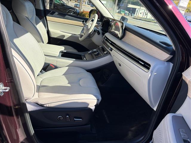 used 2024 Hyundai Palisade car, priced at $37,362