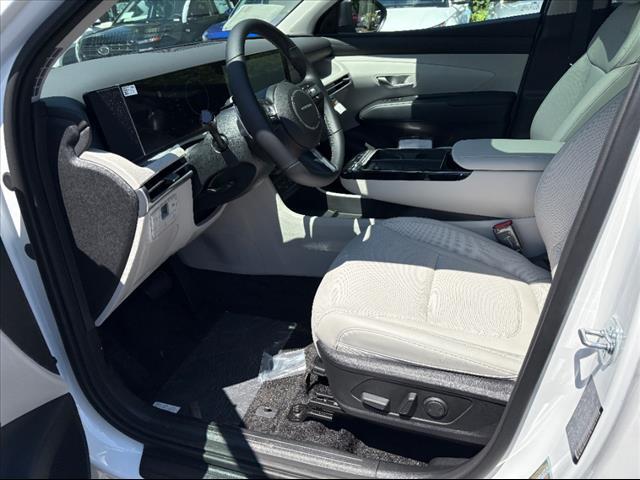 new 2025 Hyundai TUCSON Hybrid car, priced at $35,903