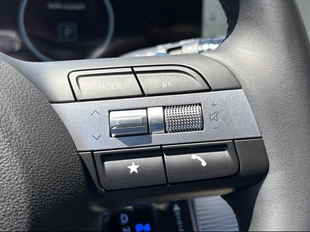 new 2025 Hyundai TUCSON Hybrid car, priced at $35,903