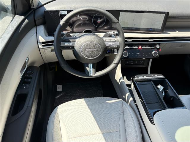 new 2025 Hyundai TUCSON Hybrid car, priced at $35,903