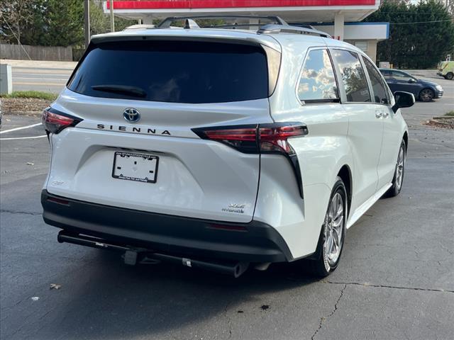 used 2022 Toyota Sienna car, priced at $38,919